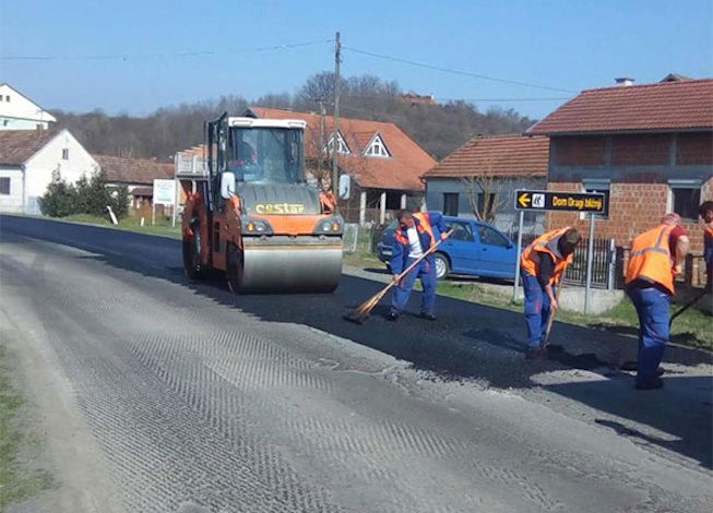 Općina Okučani: U tijeku brojni radovi početkom proljeća / Foto