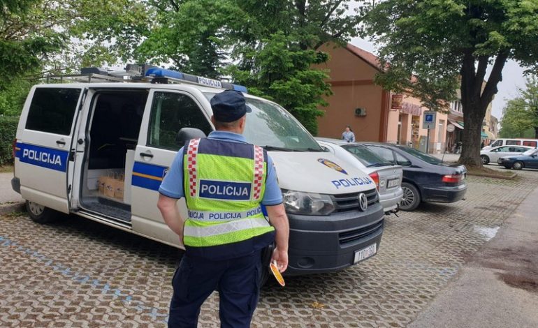 Nova Gradiška: 17-godišnjak udario 18-godišnjakinju, uslijedila opća tuča