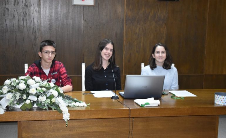 Svečana sjednica Dječjeg gradskog vijeća: mali vijećnici velikih ideja