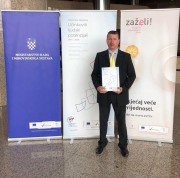 Potpisivanje-ugovora_UGNG1