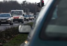 Vozači: Od 31. ožujka prestaje obveza vožnje s upaljenim dnevnim ili kratkim svjetlima!