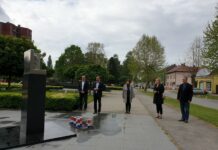Predstavnici Grada Nova Gradiška položili vijence povodom 25. obljetnice VRO “Bljesak”