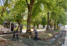 Nova Gradiška: Dovršavaju se radovi u gradskom parku