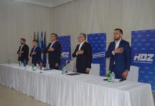 Premijer Plenković u Slavonskom Brodu prisustvovao sjednici Predsjedništva ŽO HDZ-a Brodsko-posavske županije