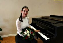 Nastavlja se glazbena tradicija u obitelji Vuković: Maturalni koncert uspješno „odradila” i najmlađa Helena