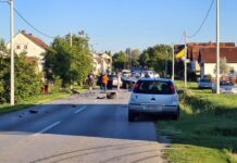 CESTA ZATVORENA ZA PROMET: U prometnoj nesreći s tri vozila šestero ozlijeđenih