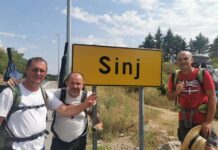 Davorci pješačili 450 kilometara do Sinja