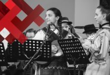 Brončana plaketa KUD-u „Tamburica“ Staro Petrovo Selo na državnoj tamburaškoj smotri