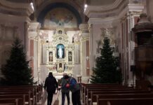 Raspored misnih slavlja na Badnjak i Božić u župnoj crkvi Bezgrješnog začeća Blažene Djevice Marije