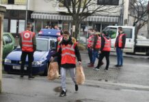 Crveni križ objavio izvještaj: U tri dana podijelili smo 129 tona hrane i 50.000 litara vode