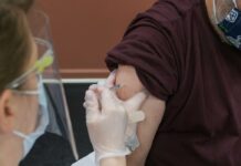 Objavljena nova pravila za karantenu: Nakon cijepljenja više nema izolacije, ali postoje izuzeci