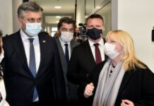 Premijer Plenković obišao novoizgrađenu zgradu pedijatrije u Slavonskom Brodu