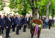 U Okučanima obilježena 26. obljetnica VRO “Bljesak”: ”Malo hrabrih se ovdje borilo…”/ foto