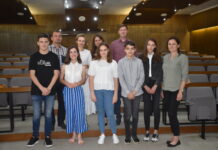 Grad nagradio učenike za uspjehe na državnim natjecanjima