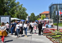 Otvoren 1. FLORA FEST u Novoj Gradiški: pogledajte što se sve nudi / foto galerija
