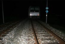 U naletu vlaka poginula 14-godišnjakinja