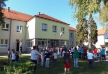 U školske klupe škola na području općine Rešetari sjelo 49 prvašića