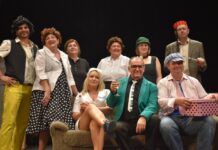 „Kugla” oduševila: Urnebesnom predstavom „Budućnost” do suza nasmijali posjetitelje