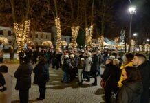 Druga adventska svijeća krasi naš grad