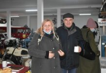 I novogradiški oldtimeri i njihovi gosti družili se na „Noći hrvatskih muzeja”