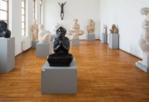 Postavljanje obavijesnih ploča Spomen galerije Ivana Meštrovića