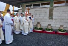 Blagoslovljena nova zvona u Župi Kraljice sv. Krunice u Novoj Gradiški