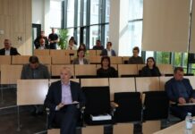 Aktualni sat Gradskog vijeća: Smještaj za izbjeglice, rekonstrukcija gradske tržnice, cijena vrtića..