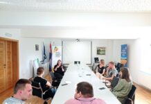 U Starom Petrovom Selu idu dalje: Krenuli s tečajem znakovnog jezika