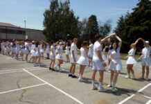 Maturanti se pripremaju za svoj dan: Sutra, točno u podne tradicionalna quadrilla