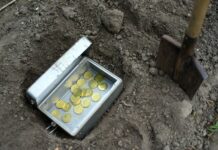 Sadio trešnju, iskopao zlatnike