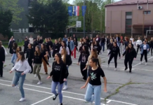 Novogradiške gimnazijalke plesale povodom Svjetskog dana plesa