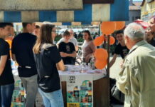 Učenici Elektrotehničke i ekonomske škole prikupljali donacije u Slavonskom Brodu