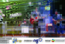 Sutra u Gradskom parku: Small House Brown