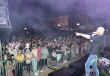 Nova Gradiška: Grupa Vigor oduševila prepun središnji gradski trg