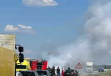 Na zapadnom ulazu u Slavonski Brod zapalio se osobni automobil