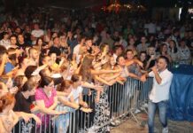 Nova Kapela zabavnim programom započela obilježavanje Dana općine – nastupom oduševili Sl.Lole i Ivan Zak