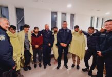 Mačkovac: Policijski službenici spasili migrante iz najbujale rijeke Save