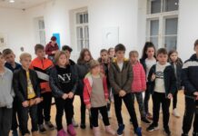 OŠ Ante Starčević Rešetari u posjetu gradskim ustanovama