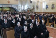 Godinjak: Biskup Antun otvorio Godinu blažene Jule Ivanišević