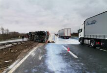 Prevrnula se cisterna na autocesti A3 između Okučana i Nove Gradiške / video