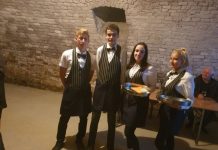 Bravo za ove mlade ljude: Konobari Industrijsko obrtničke škole aktivni od početka škole