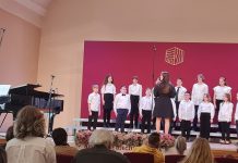 Zlatna nagrada u kategoriji D1 – mješovita glazba jednoglasno/dvoglasno