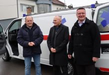 Novogradiški Dom zdravlja bogatiji za novo vozilo za prijevoz pacijenata