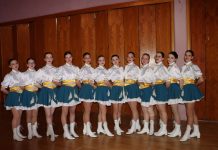 Novogradiške mažoretkinje i gosti održali svoju prvu plesnu priredbu