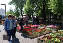 Otvoren 6. poljoprivredno obrtnički sajam, šesti NG flora fest, 3. međunarodni NG wine fest i prvi Školski sajam