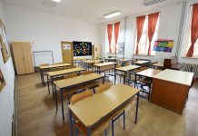 Upozorenje iz prosvjete: Najavljen štrajk u srednjim školama