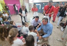 Župan Danijel Marušić obišao prvašiće: Puno sreće svima!