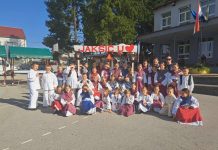 Mladi Davorci na smotri folklora „Pjesmom u jesen”