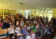 Četiri razreda prvašića u OŠ “Mato Lovrak” – posjetili ih gradonačelnik Vinko Grgić i predsjednica GV Dinka Matijević