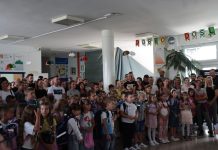 Prvašići, sretno: U Osnovnoj školi Ljudevita Gaja svečano dočekali učenike prvih razreda
